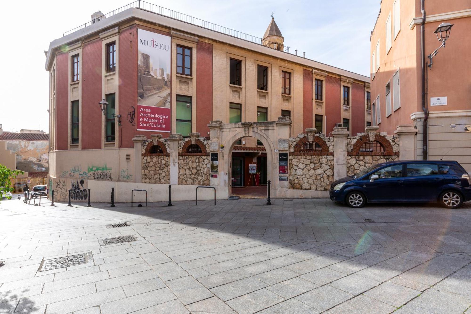 Mch-Marina Charming House Apartment Cagliari Luaran gambar