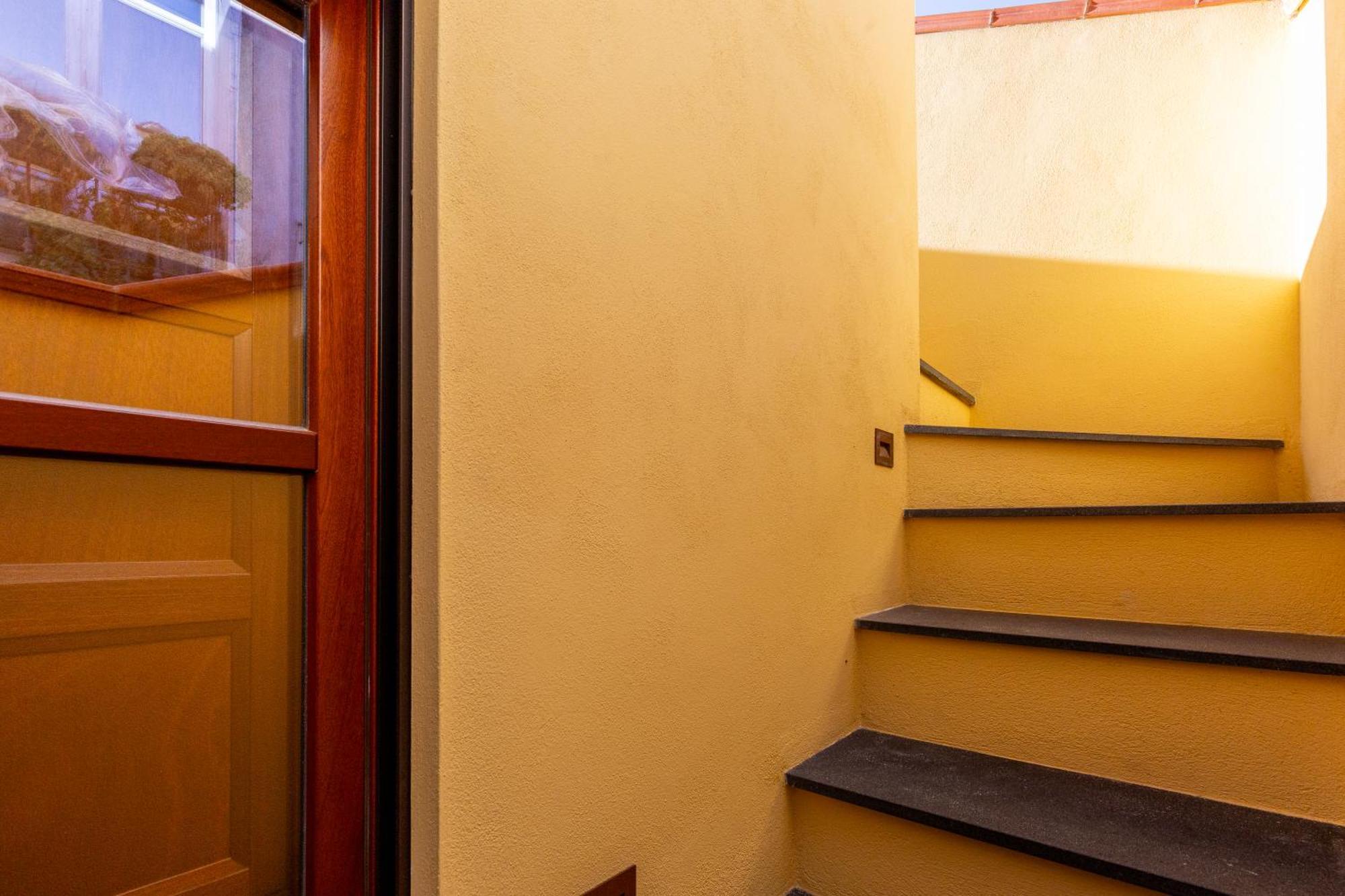Mch-Marina Charming House Apartment Cagliari Luaran gambar