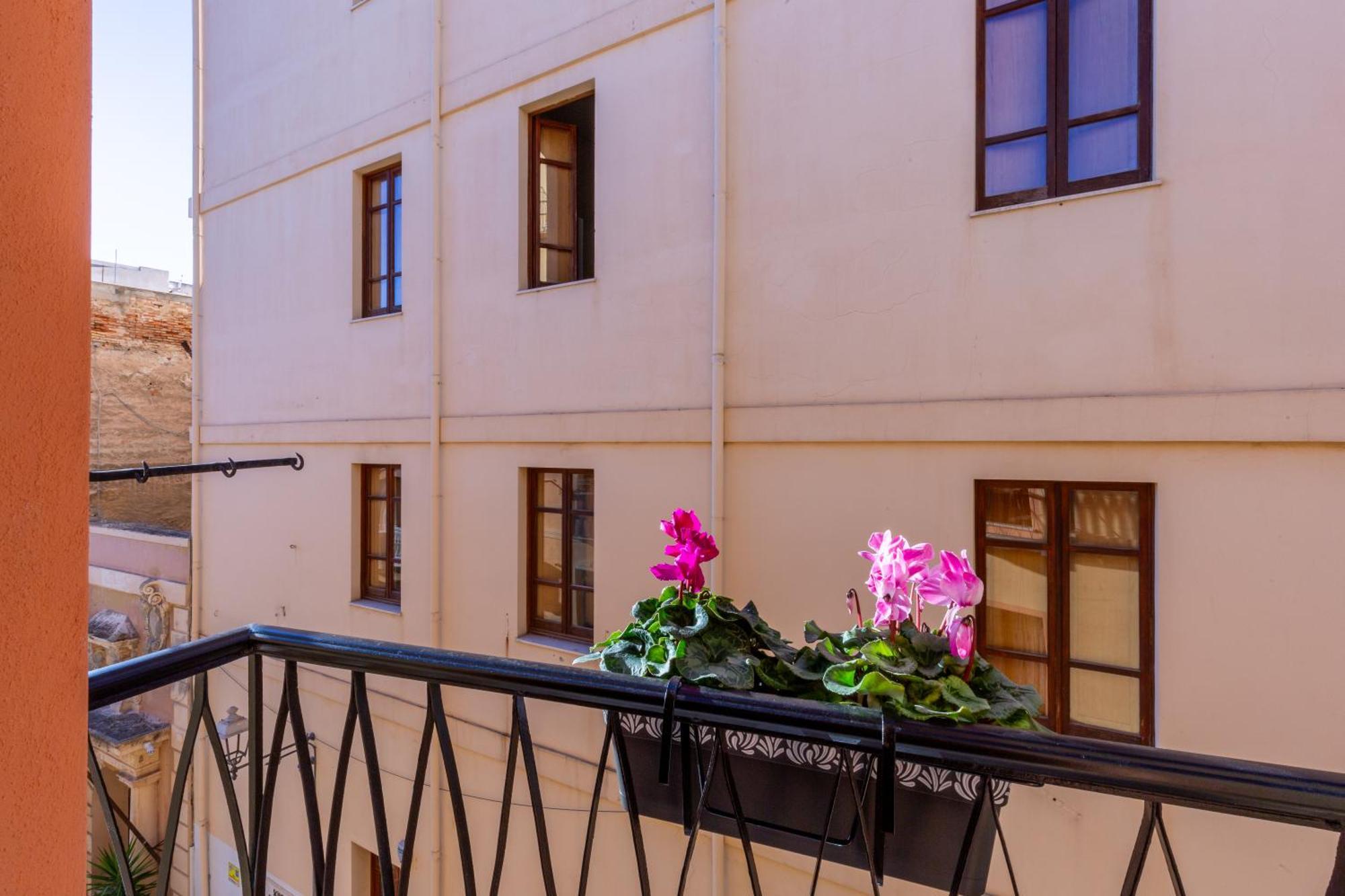 Mch-Marina Charming House Apartment Cagliari Luaran gambar