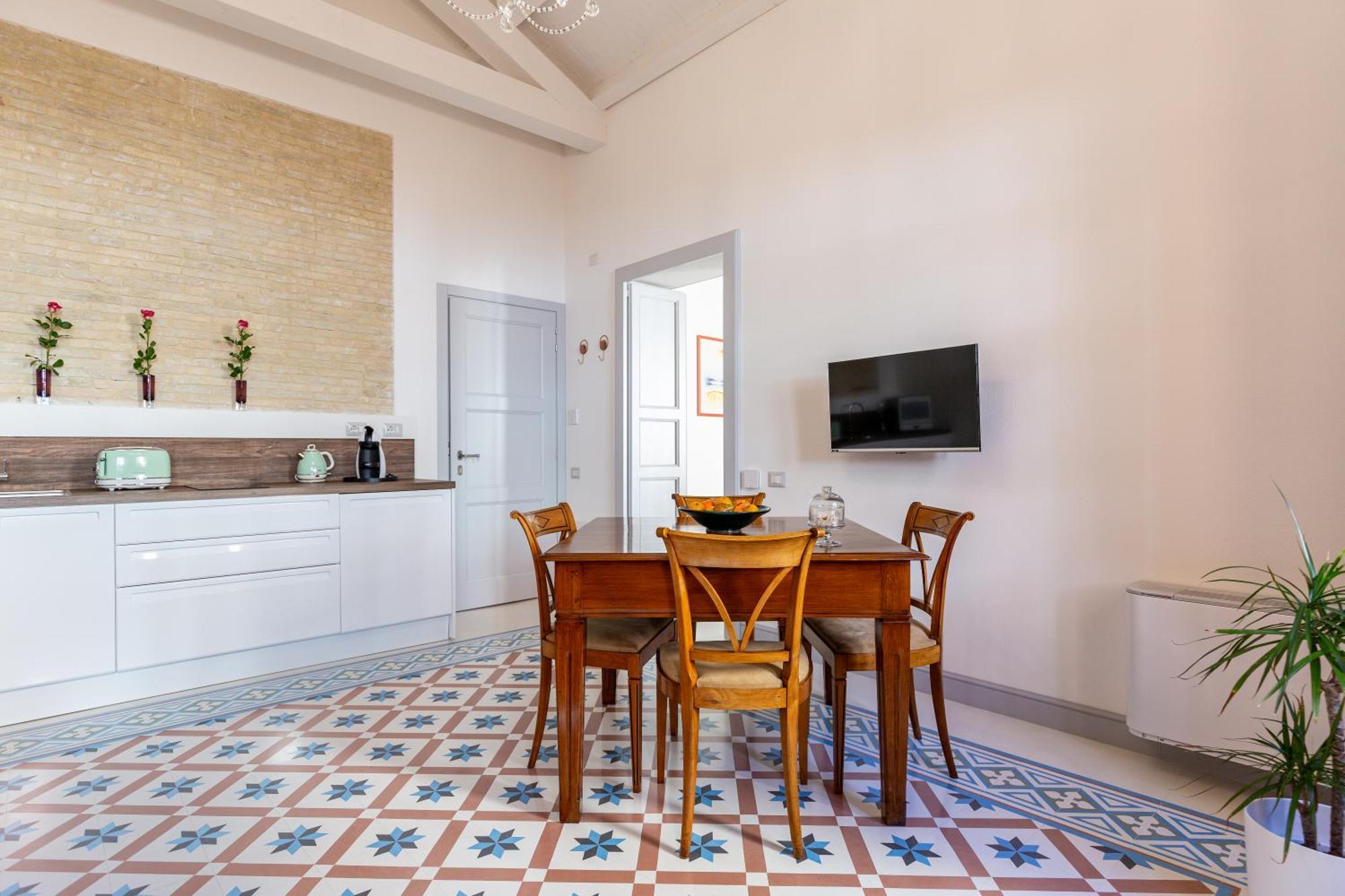 Mch-Marina Charming House Apartment Cagliari Bilik gambar